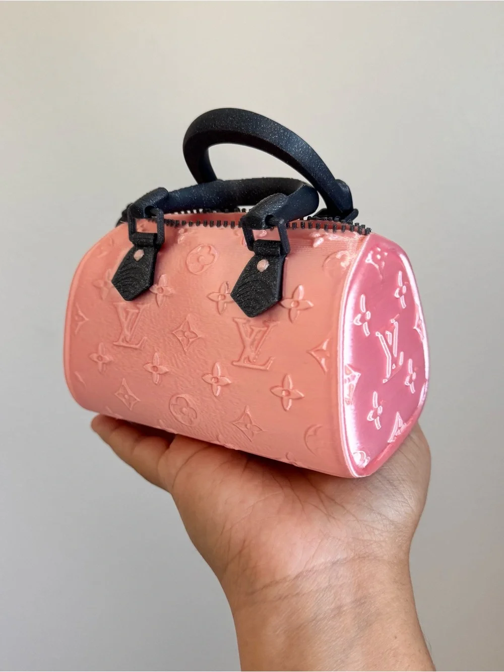 N/A pink 3d